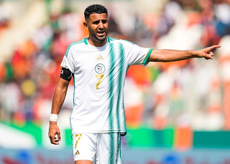 Mahrez surprend les fans avec un message fort pour l’Algérie