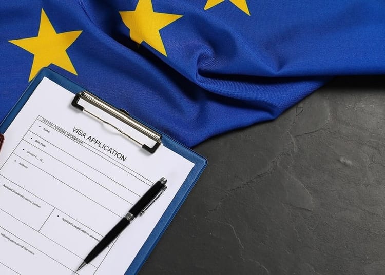 Visa étudiant : la Pologne durcit sévèrement l’accès pour les étrangers !