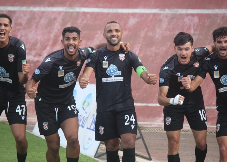 Walid Sadi célèbre l’accession historique de l’ES Ben Aknoun en Ligue 1