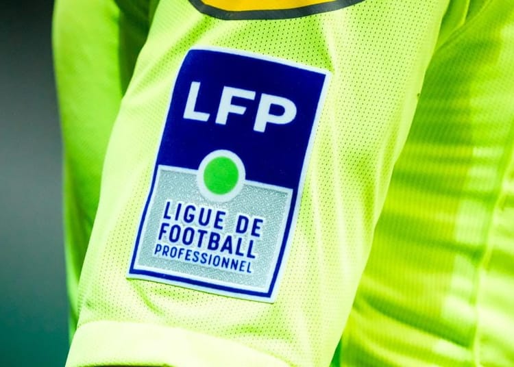Sanction choc pour le MCA, l’USMA et le CSC : la LFP tape du poing sur la table ! Sanction choc pour le MCA, l’USMA et le CSC : la LFP tape du poing sur la table !