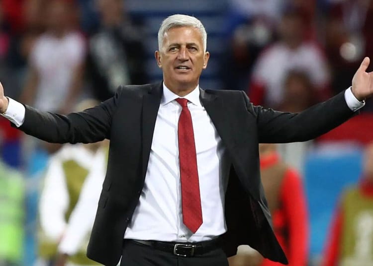 Salaire de Vladimir Petkovic en Algérie : découvrez combien gagne le sélectionneur Il s'envole en Serbie pour convaincre Petković et faire basculer son avenir