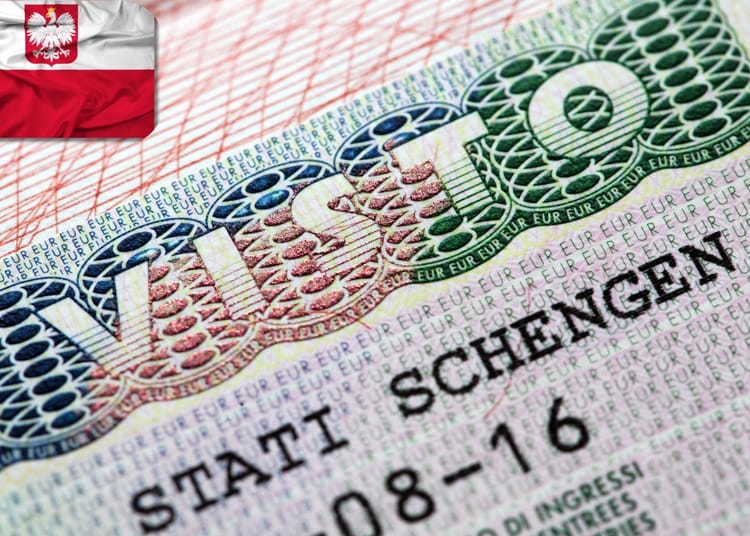 Étudier en Pologne en 2025 : les nouvelles règles du visa Schengen pour les étudiants algériens à connaître absolument