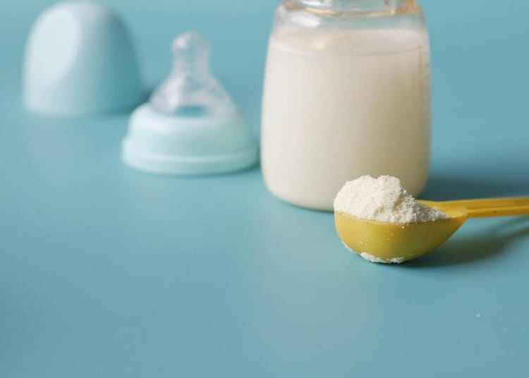 Algérie : une première usine de lait infantile pour couvrir 40 % des besoins du pays Algérie : une première usine de lait infantile pour couvrir 40 % des besoins du pays