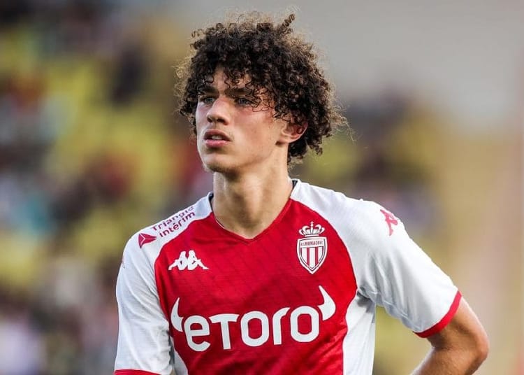 Pourquoi Maghnes Akliouche a refusé l’équipe d’Algérie ?