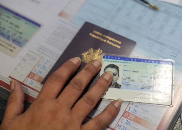 Trafic de passeports algériens : un réseau tombe en Espagne