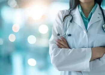 Médecin algérienne exclue en France : injustice choquante ou faute médicale ?
