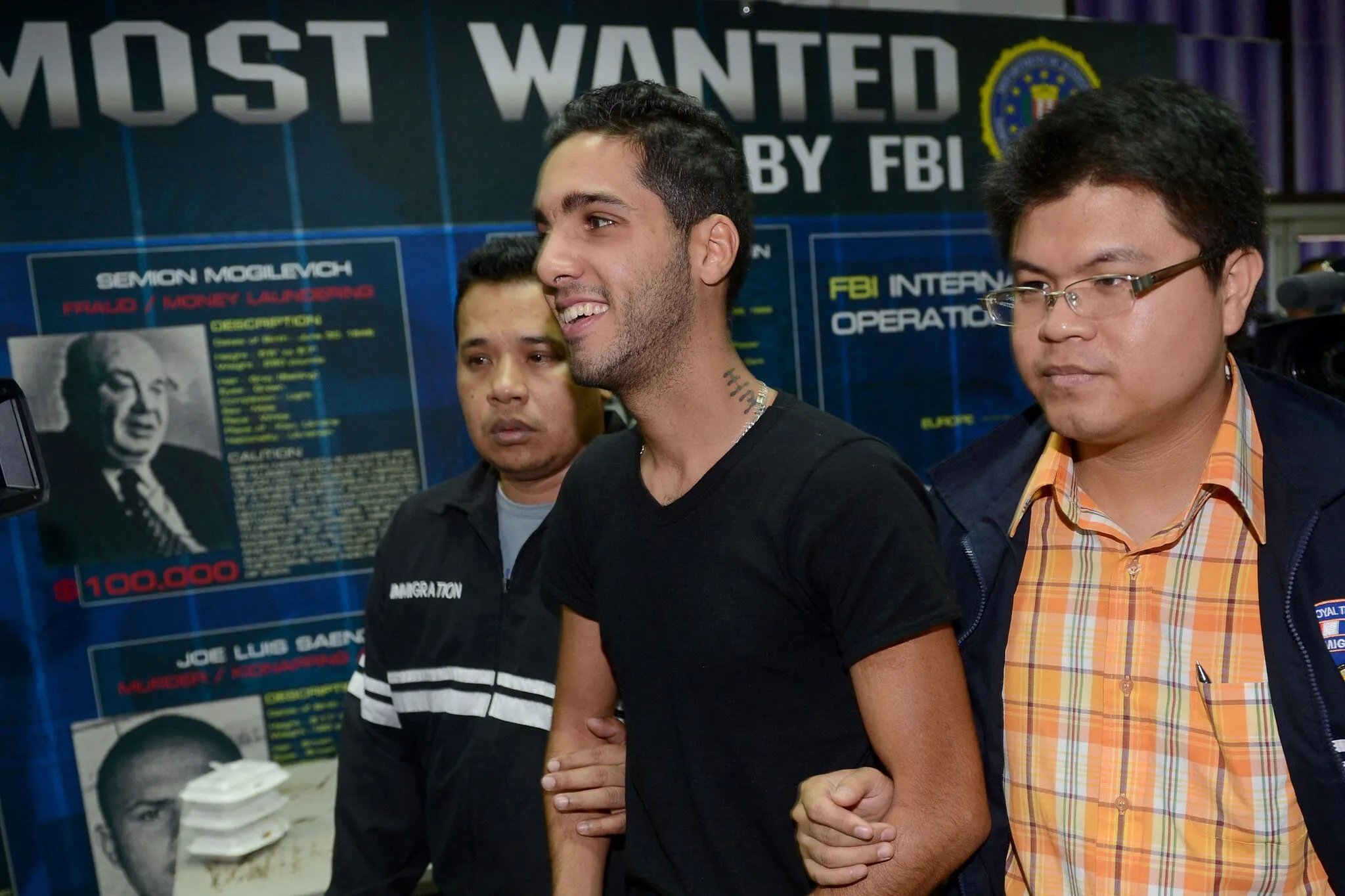 Procès Hamza Bendelladj, le "hacker souriant" reporté : Karim Achoui ciblé