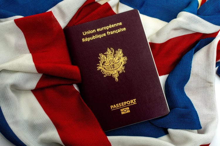 Perte choc de nationalité française après 10 ans d'attente