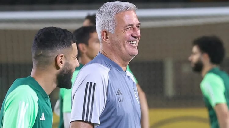 Pourquoi Petkovic veut absolument jouer hors d’Algérie