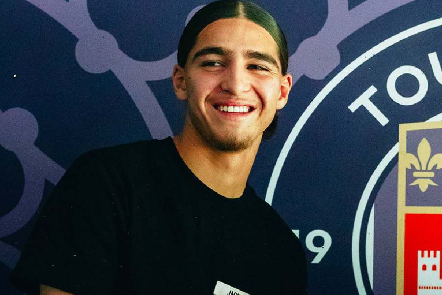 Un nouveau talent Franco-Algérien opte pour les Verts
