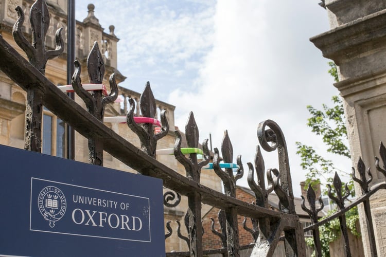 Algérie : Oxford ouvre une bourse d’élite aux chercheurs