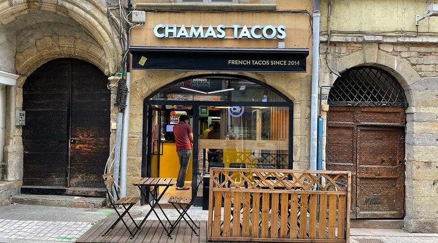 Lyon : un restaurant fermé pour emploi de sans-papiers