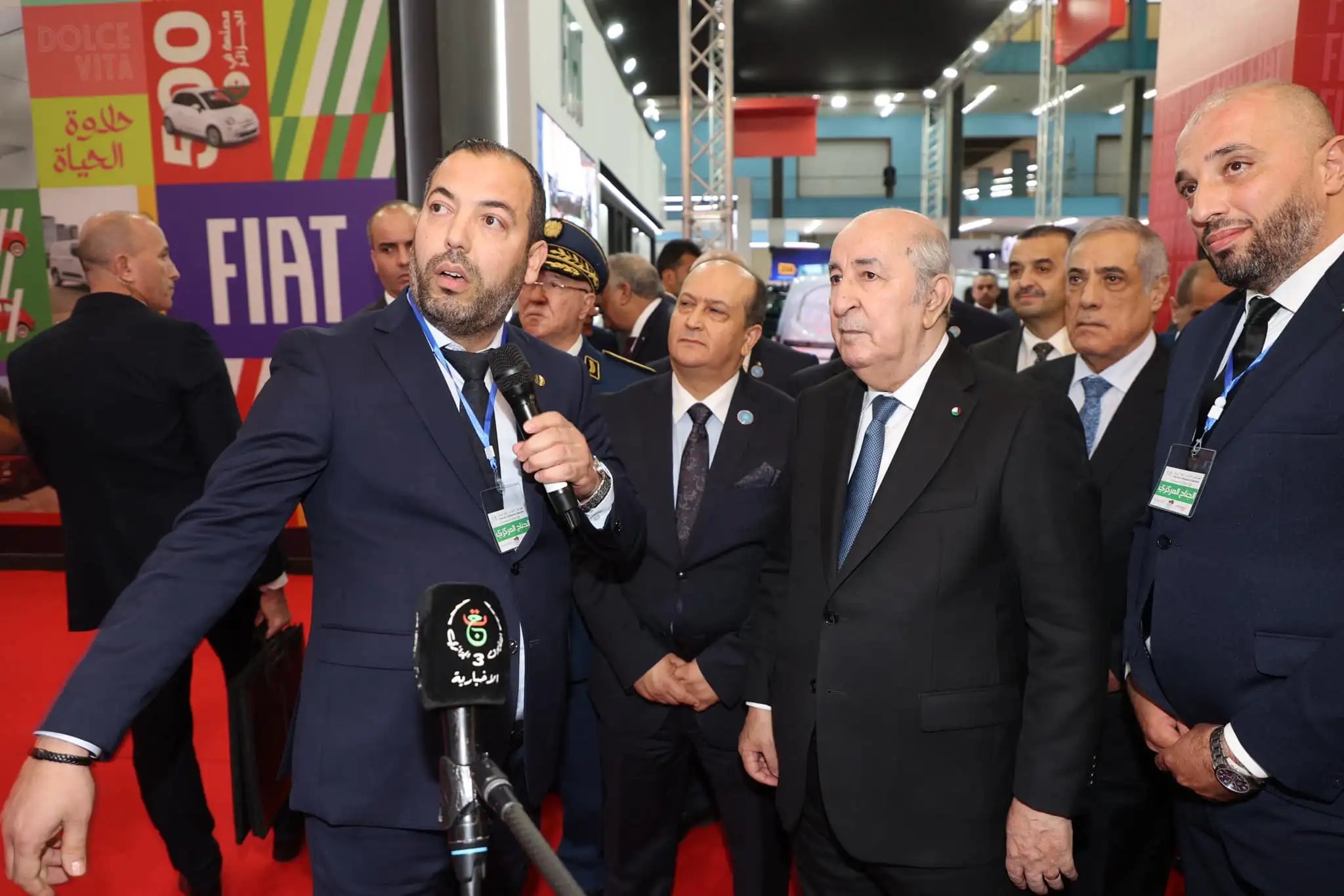 Tebboune dénonce les spéculateurs à la foire algérienne