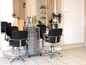 Lyon : Un salon de coiffure fermé pour emploi illégal