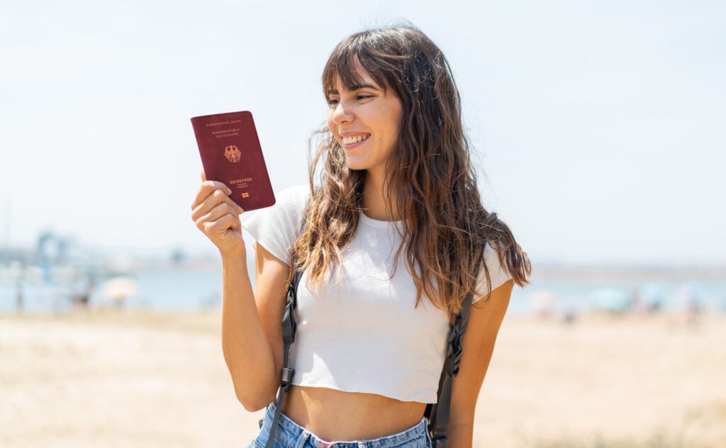 Fin de la naturalisation en 3 ans pour les immigrés en Allemagne