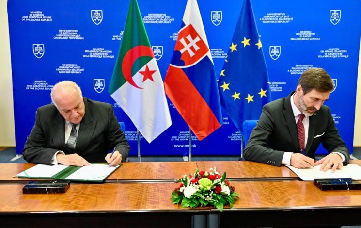 Inauguration de l'ambassade Algérienne en Slovaquie