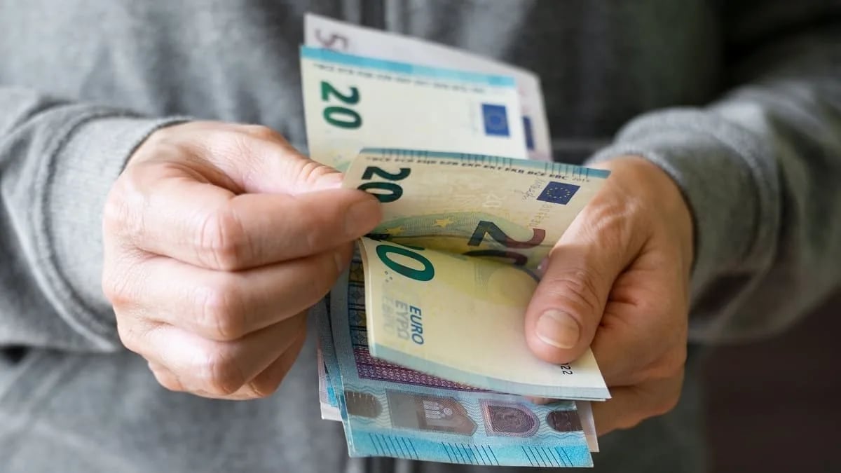 Dinar algérien : voici les nouveaux taux choc de l’euro et du dollar ( 27 mai 2026)