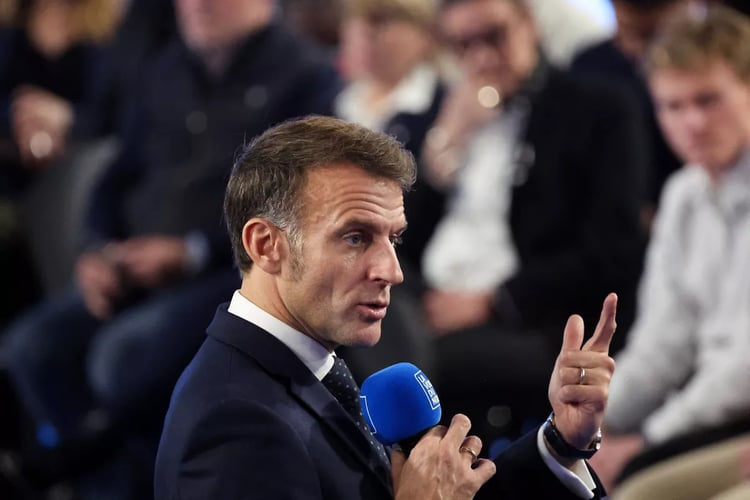 France-Algérie : Macron change de stratégie, Nuñez révèle tout