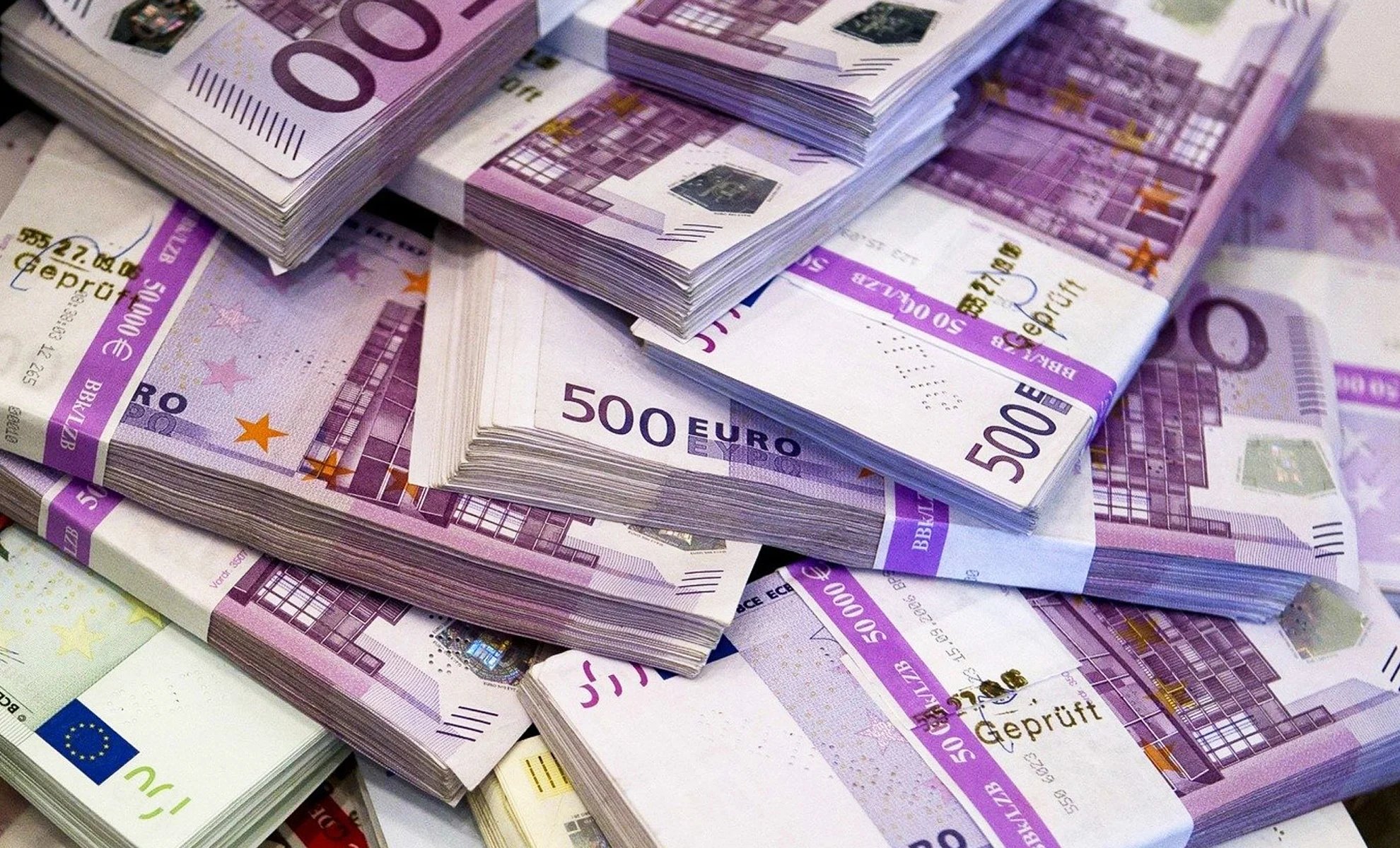Légère baisse de l’euro face au dinar sur le marché noir