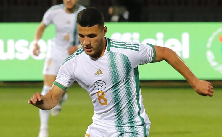 Algérie vs Zimbabwe: Impact de Titraoui en milieu de terrain