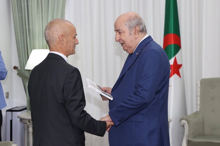 Jean-Paul Vesco : l’archevêque d’Alger proche du pouvoir ?