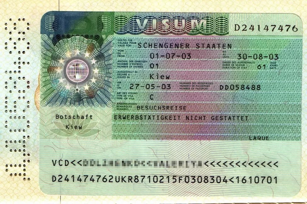 Qui peut obtenir un visa Schengen de 10 ans ? Découvrez-le !