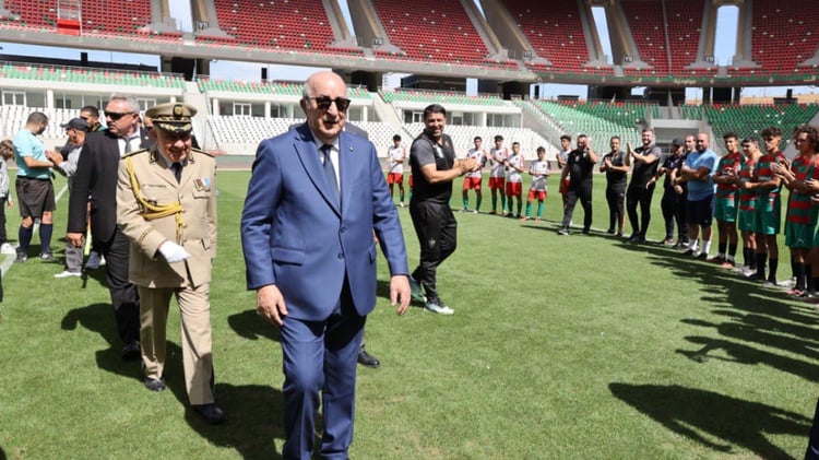 Le MCA reçoit le stade Ali La Pointe : un geste fort de Tebboune