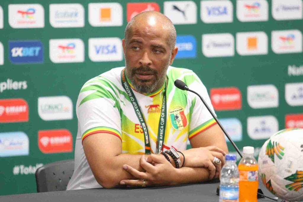 Cet ex-coach en Algérie signe un exploit incroyable