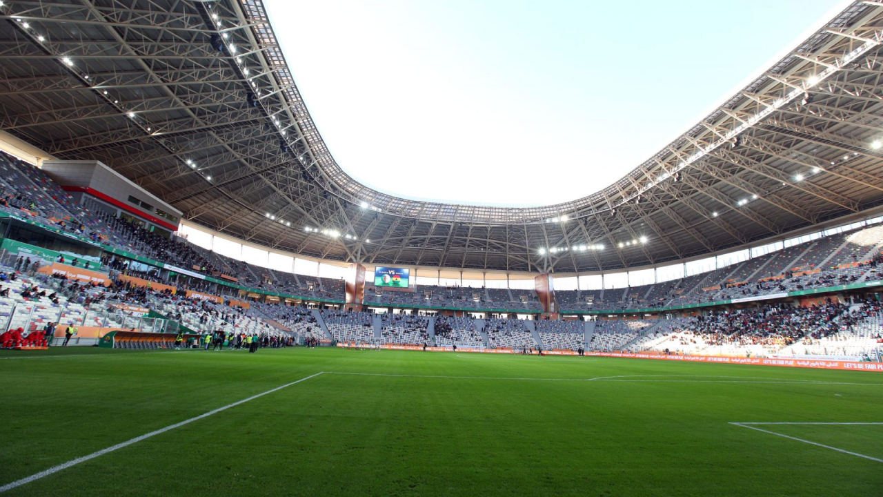 Mystérieux chaos au stade Nelson Mandela à Alger