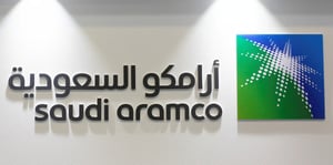 Contexte Mondial et Comparaison avec Saudi Aramco