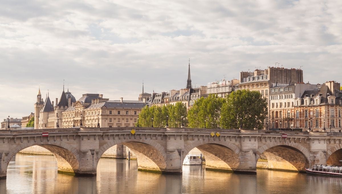 Héroïque : un Algérien plonge dans la Seine pour sauver une vie malgré sa phobie de l’eau