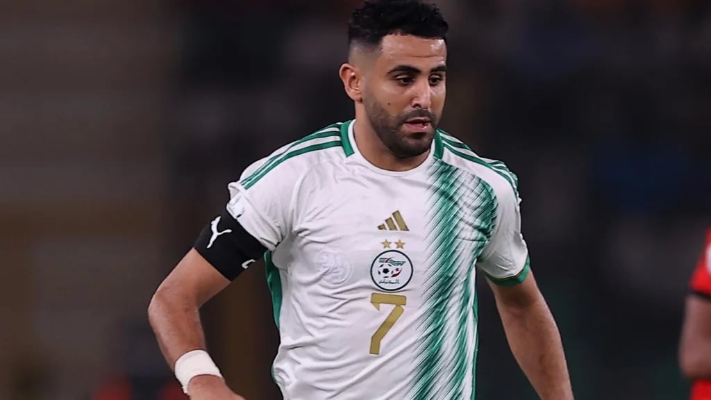 Petkovic défend Mahrez face aux critiques enflammées