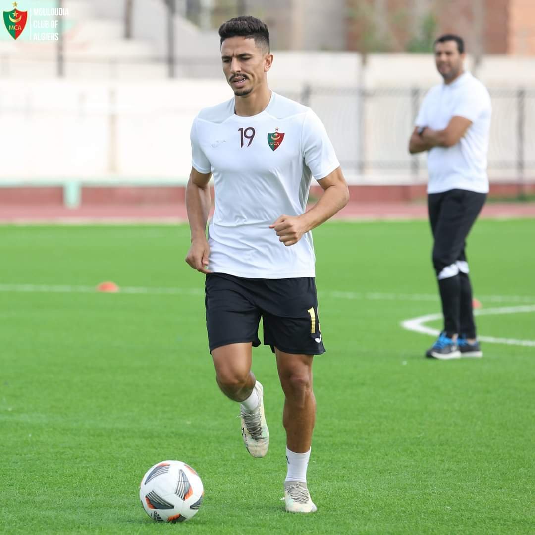 MC Alger : Blessé face à Al Hilal, Ayoub Ghezala inquiète