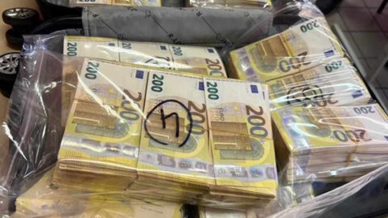 Faux billets en Algérie : saisie record de la gendarmerie