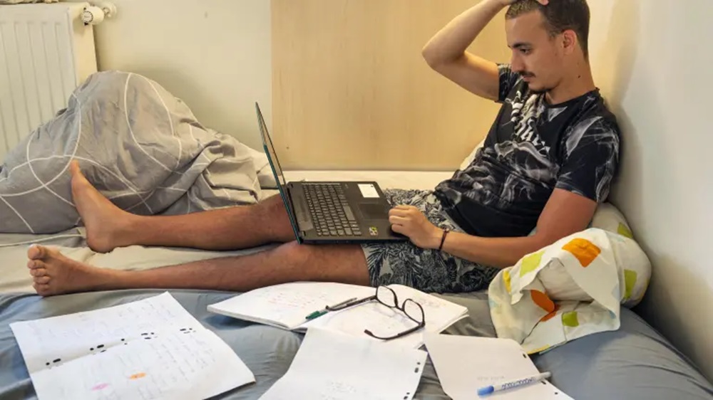 Délais prolongés pour de nombreux étudiants