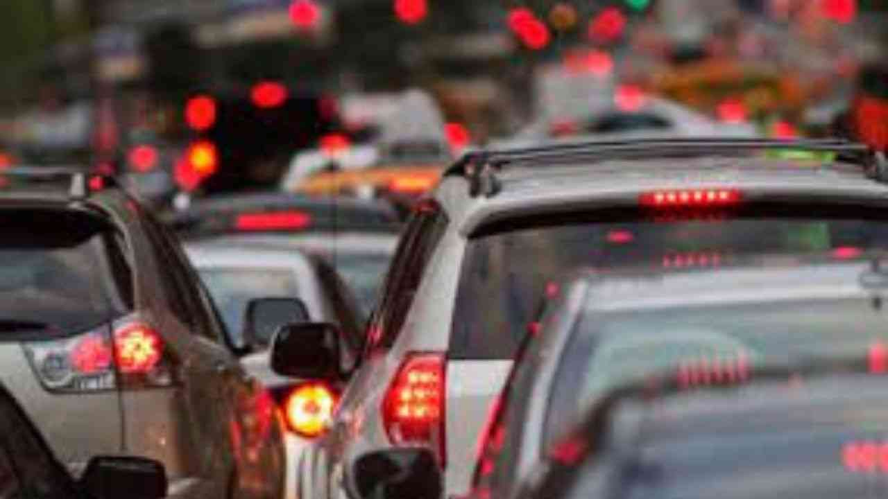 Embouteillages à Djebahia : la vérité sur l’Axe Est-Ouest