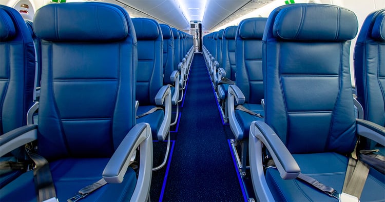 Découvrez comment les compagnies influencent vos réservations en classe éco !