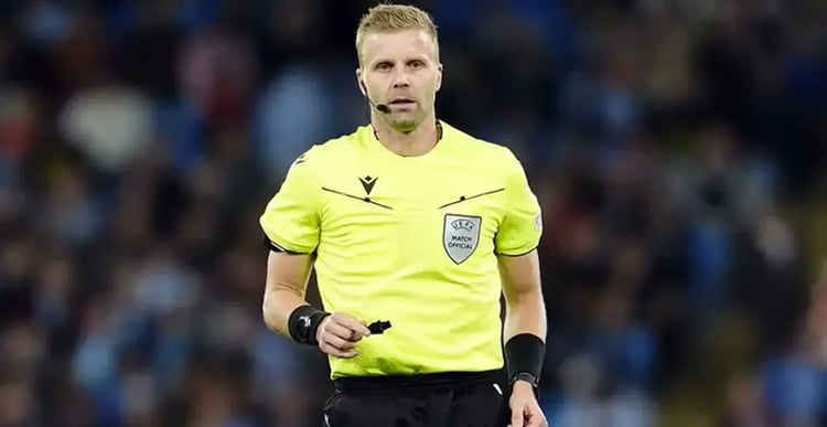 L’arbitre lâche un surprenant “Wallah” en Coupe Arabe 2025