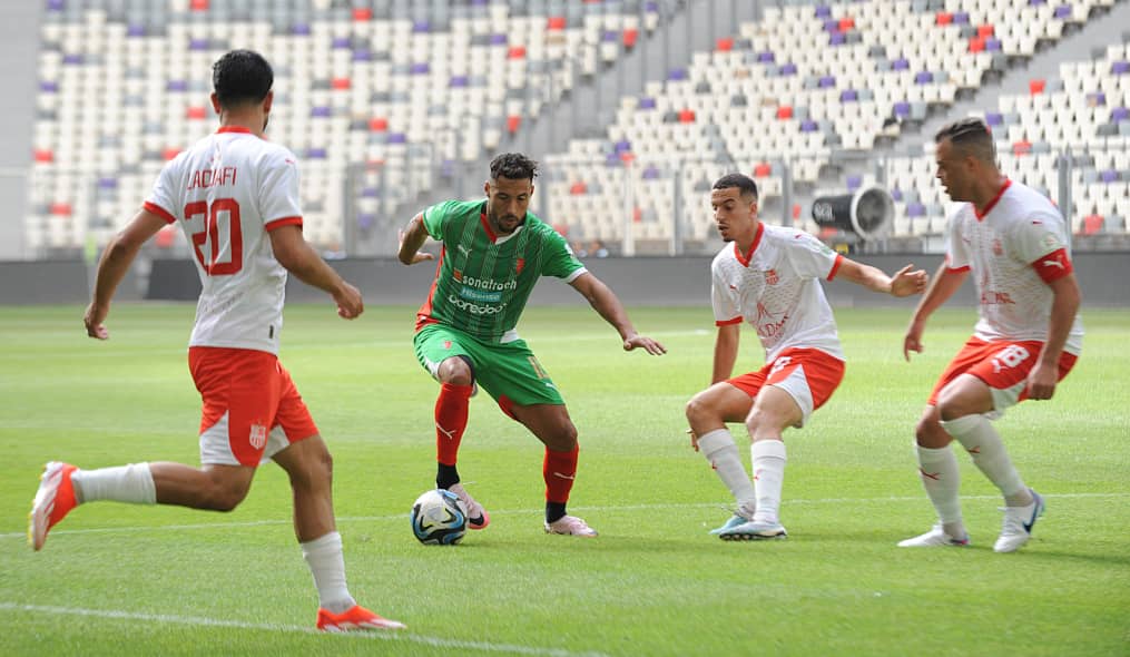 Pourquoi le Mouloudia d’Alger mise 800 000 € cette saison