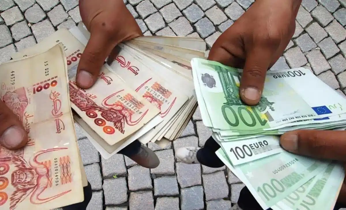 Stabilité surprenante du marché noir des devises en Algérie