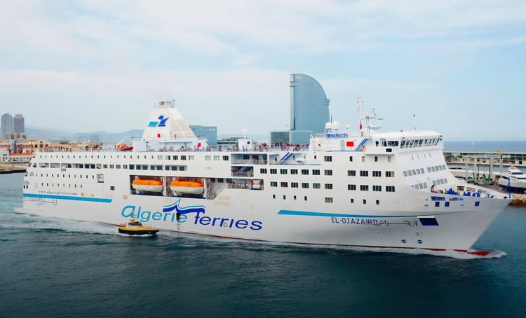 Pourquoi une traversée Oran-Marseille a été reportée ?