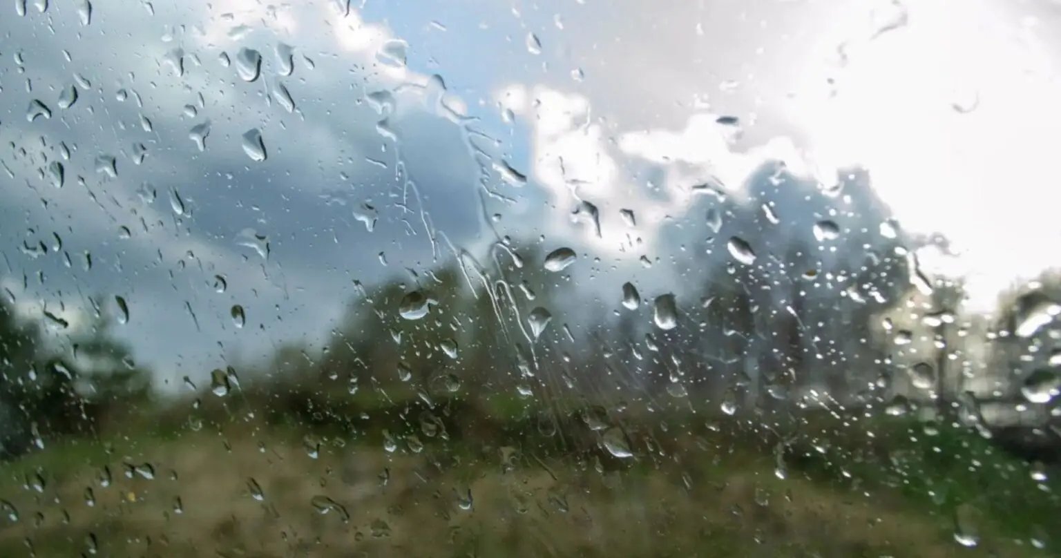 Météo Algérie : pluies et orages attendus ce 9 octobre
