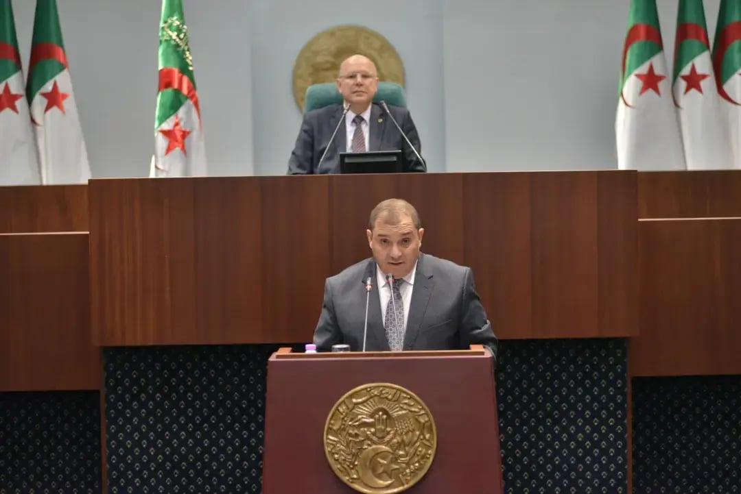 Déchéance de nationalité en Algérie : la démocratie menacée 