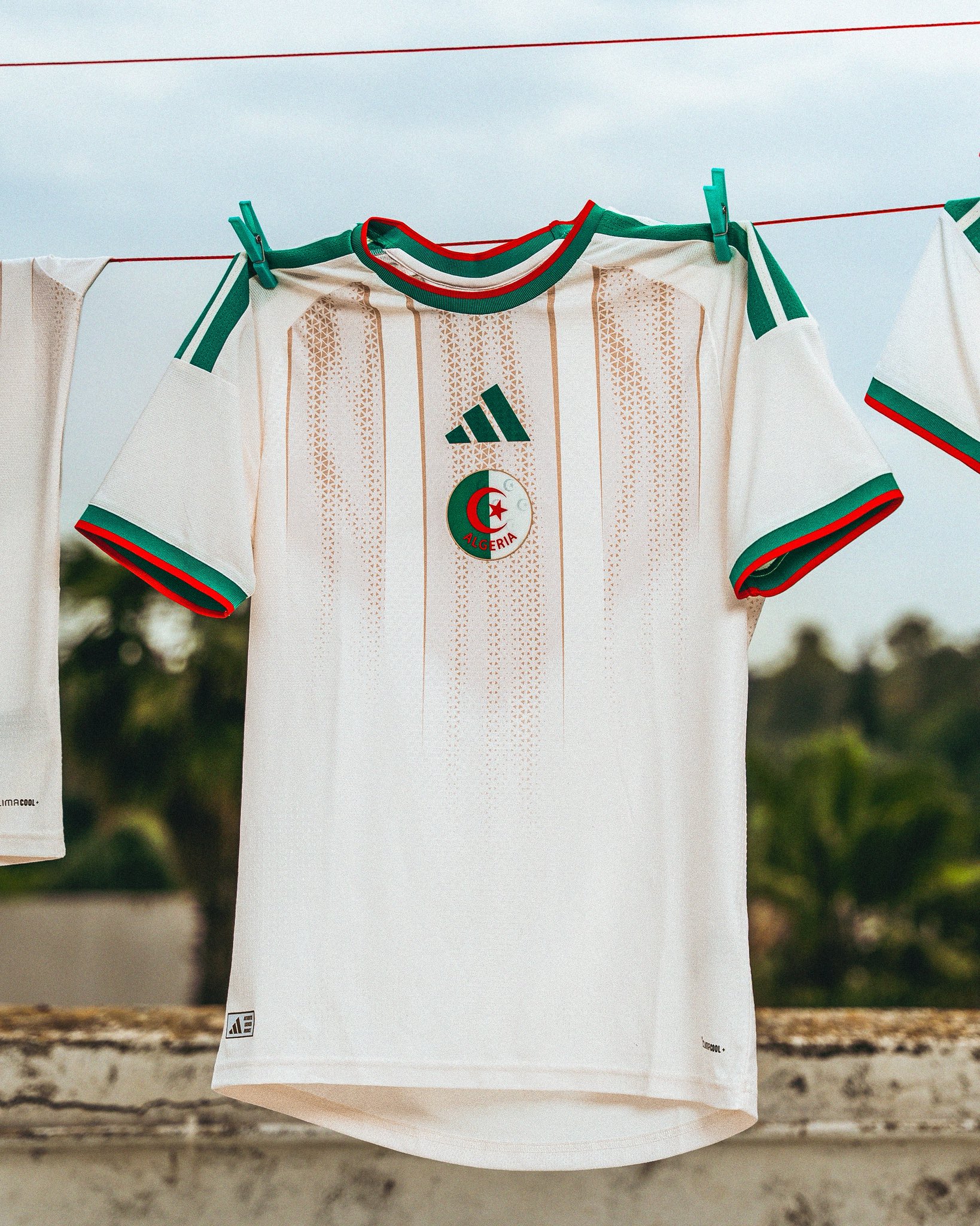 Découvrez le nouveau maillot zellige de l’équipe d’Algérie