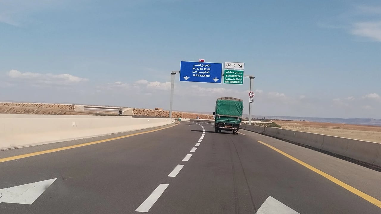 Avancée majeure sur l’autoroute de Béjaïa par CRCC