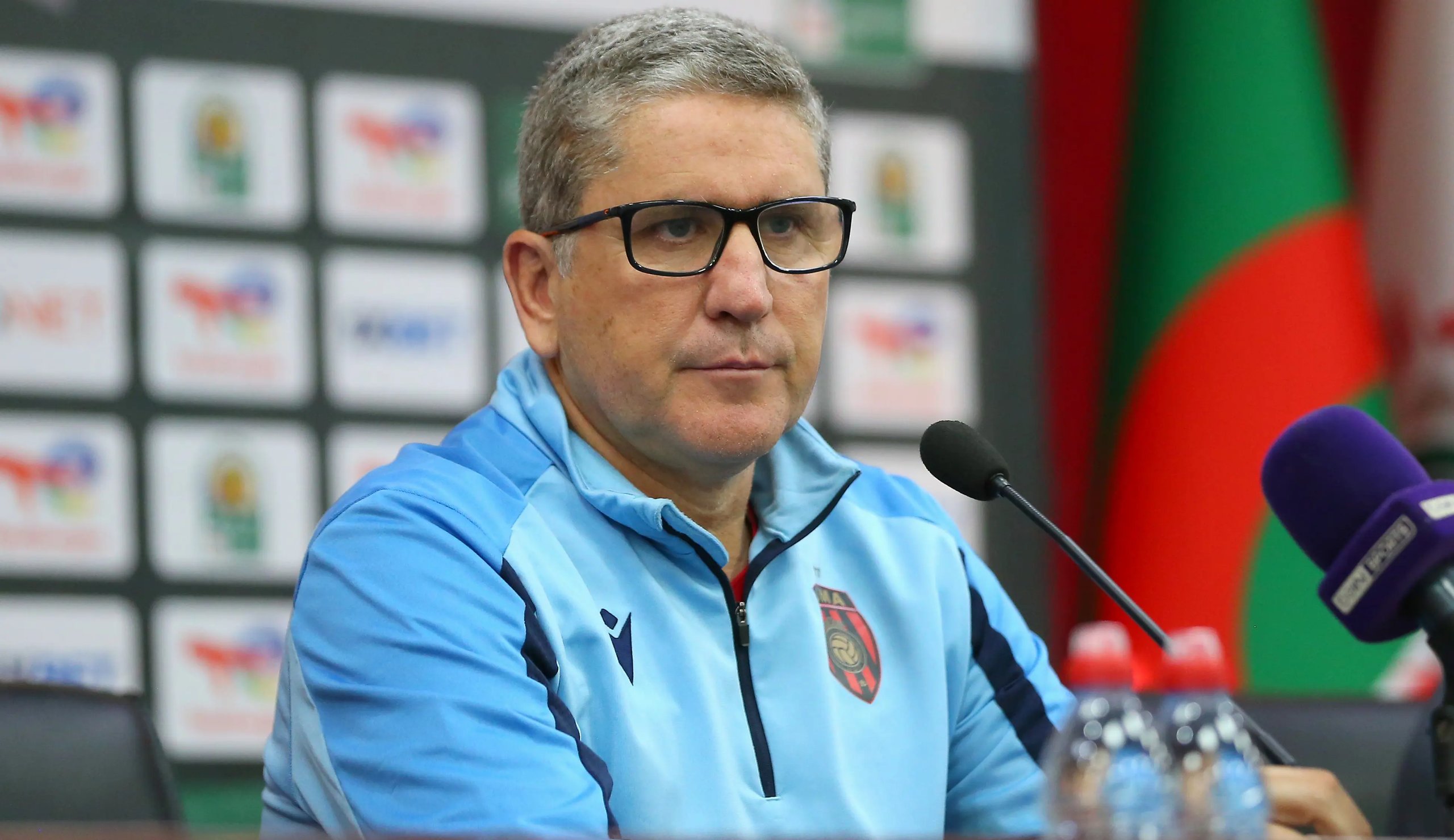 Salaires en Ligue 1 Mobilis : Josef Zinnbauer en tête du classement