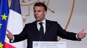 Politique de Macron envers l’Algérie : un historien français dresse un constat sévère