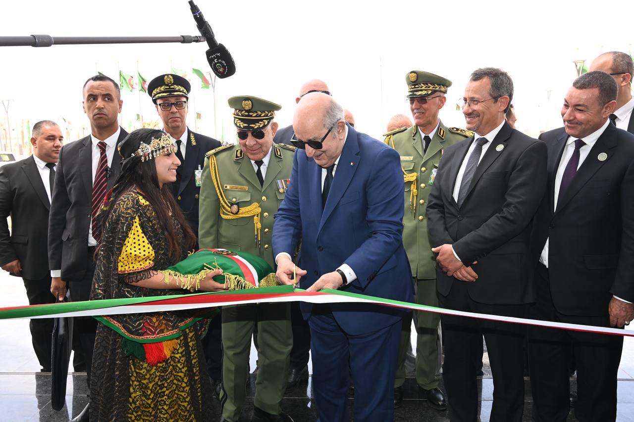 Tebboune inaugure deux mégaprojets ambitieux à Constantine