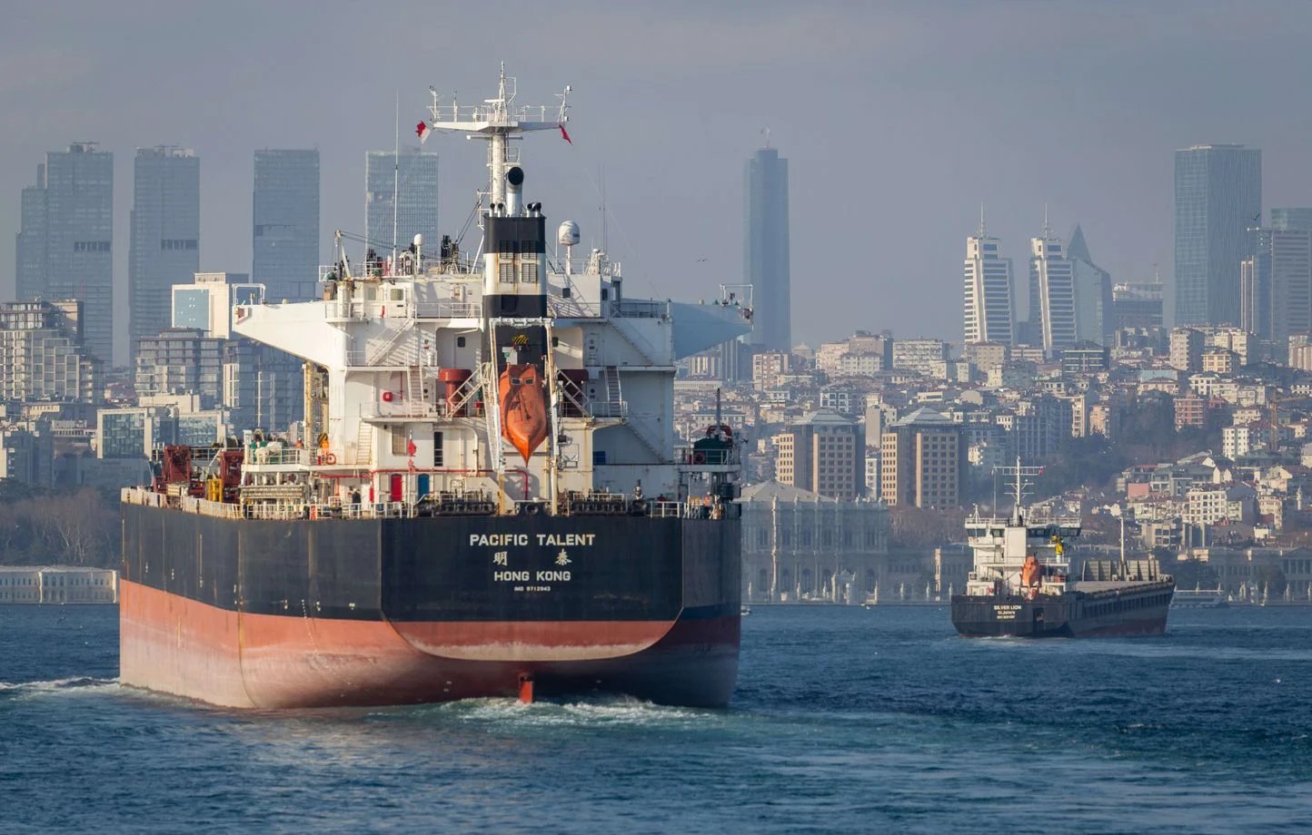 Tensions entre la France et l'Allemagne sur le détroit d'Ormuz