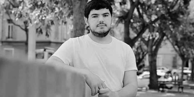 Mehdi Kessaci, frère d'un militant, abattu à Marseille